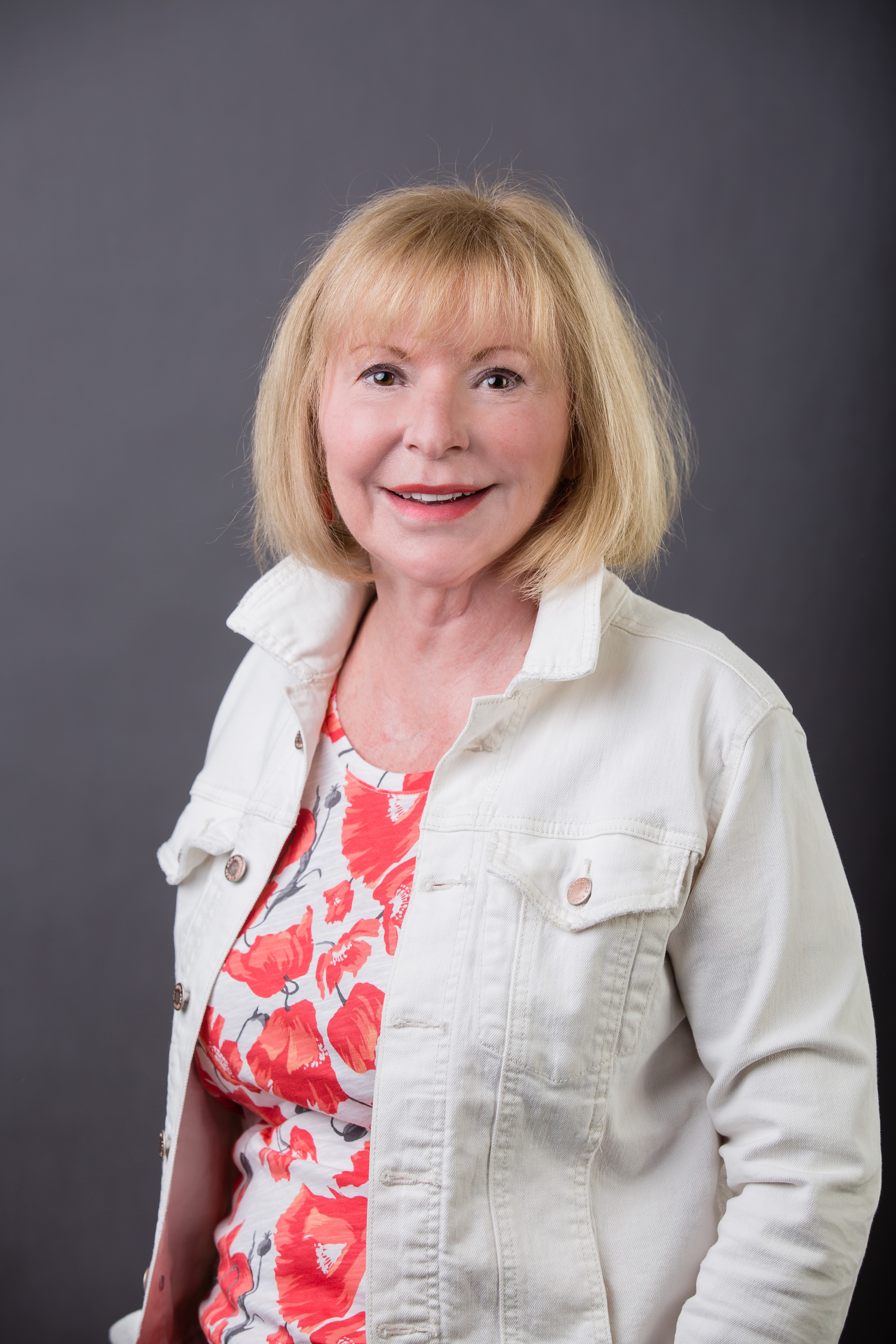 Image of Sherri SIMZER